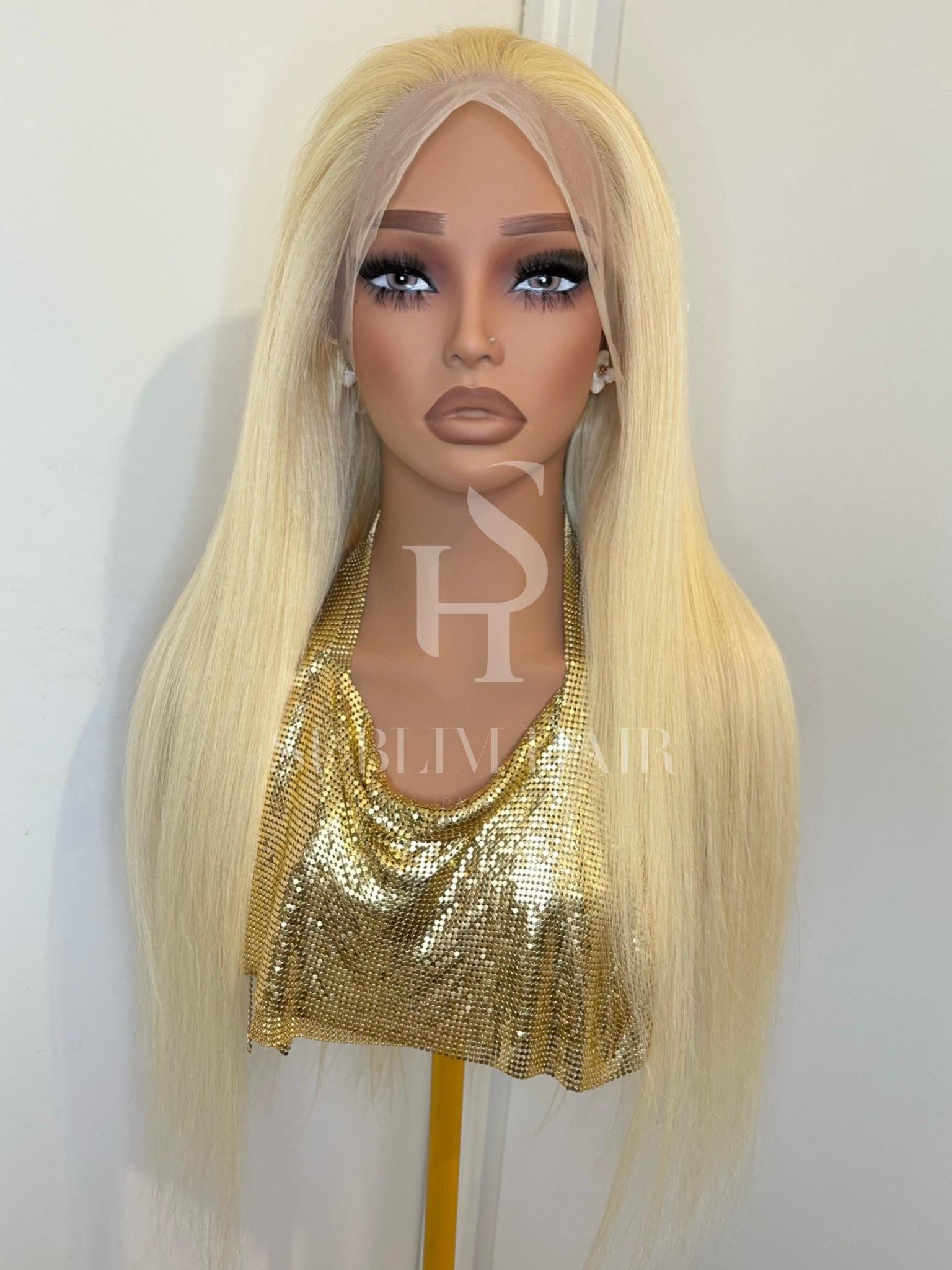 ICONIC – Perruque Blonde 13x4 Lace Transparente – Cheveux Humains Malaisiens – Densité 250%
